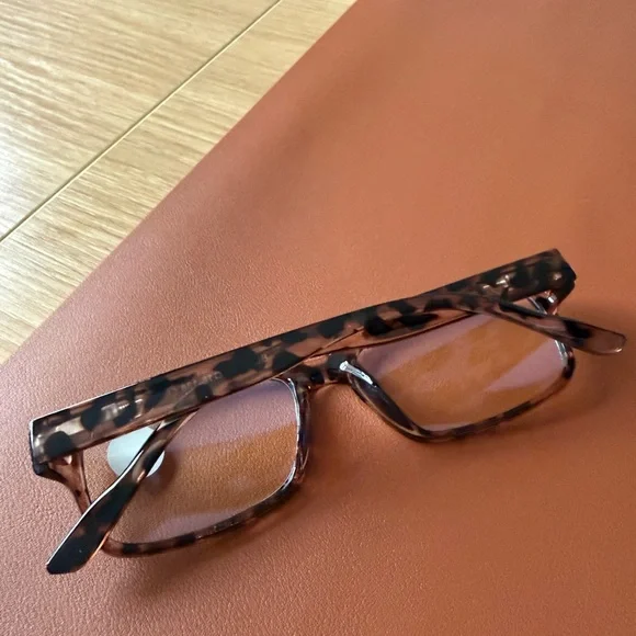 Tortoise Shell Rectangular Glasses - Picture 2 of 2